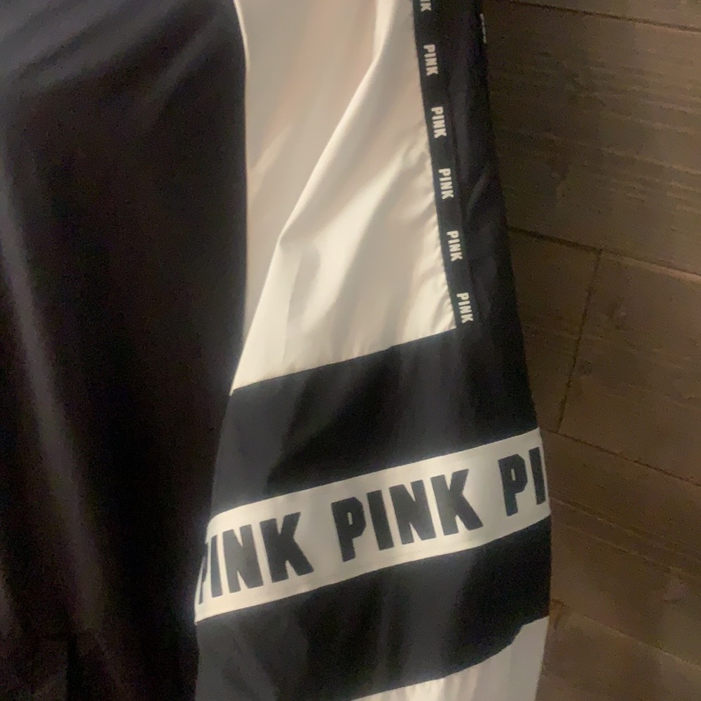 PINK Victoria’s Secret oversized windbreaker - Picture 3 of 8